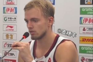 足球直播_足球免费在线高清直播_足球视频在线观看无插件